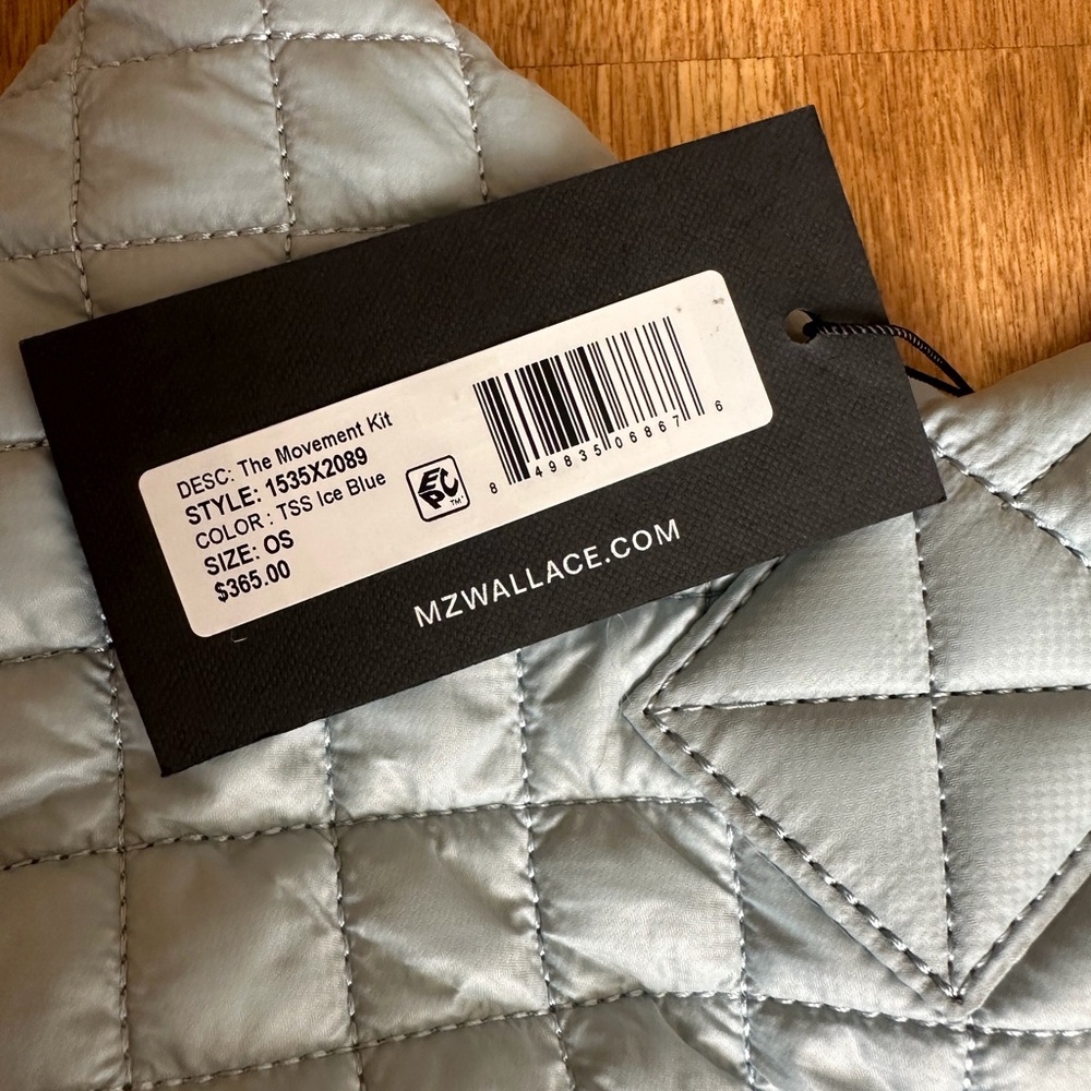NWT 😍🩵 MZ Wallace Quilted Ice Blue Tote Bag - Medium - Picture 3 of 10
